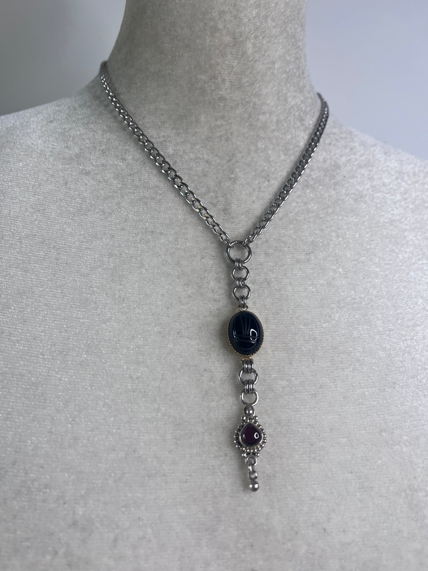 Obsidian garnet choker necklace