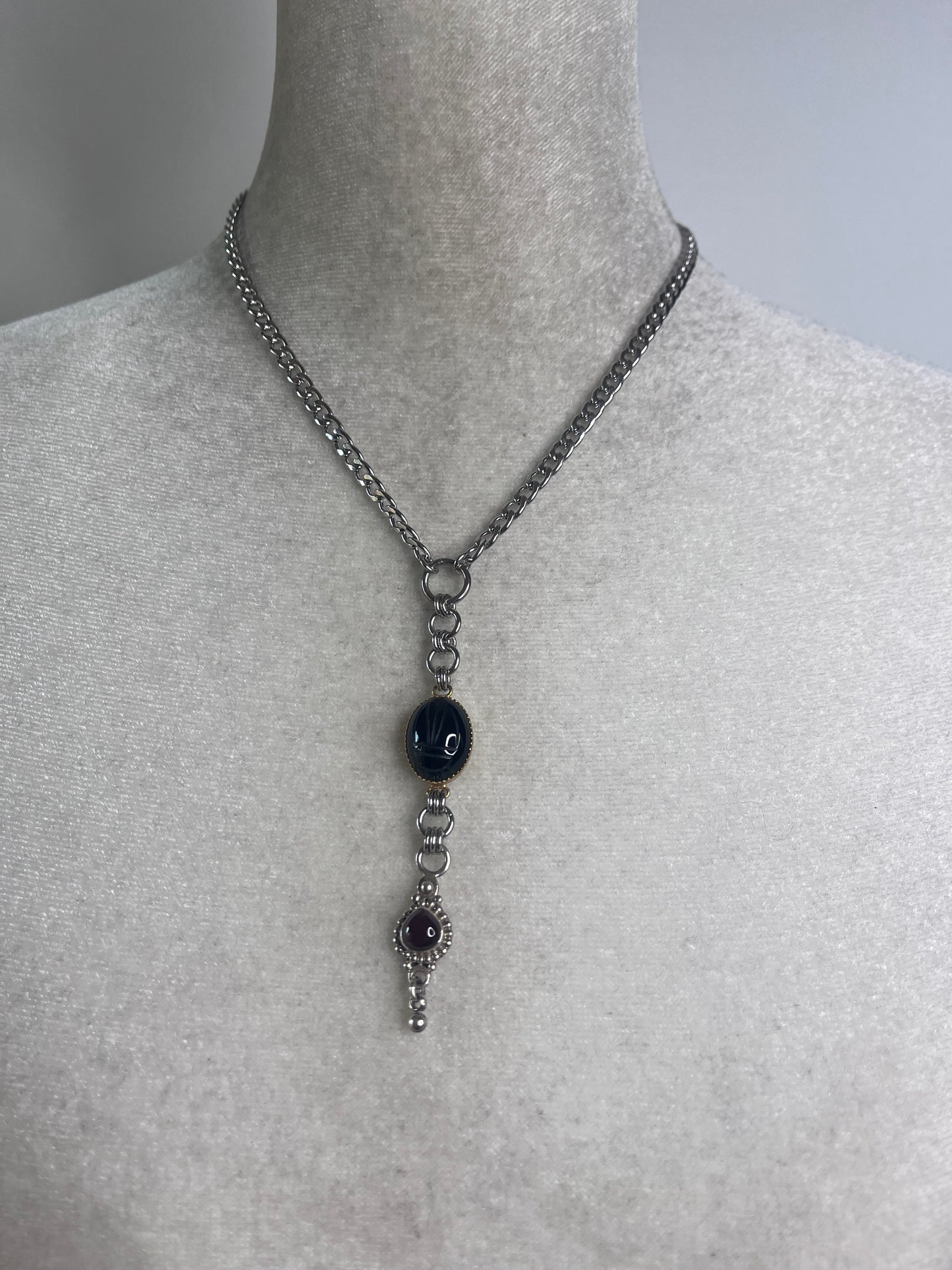 Obsidian garnet choker necklace