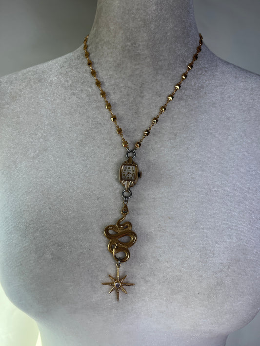 Star The Snake necklace