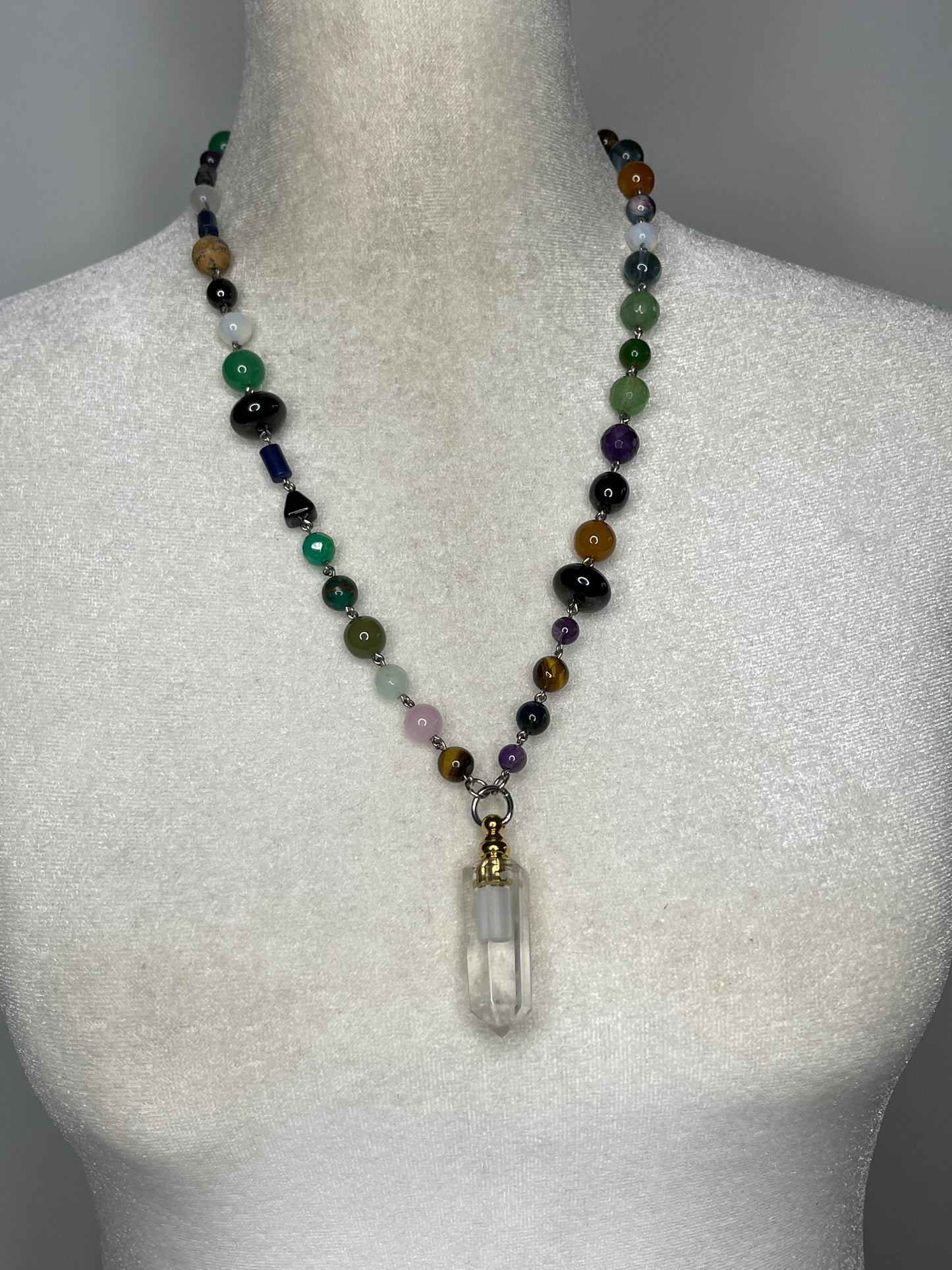 Mixed Bead Quartz Urn Necklace