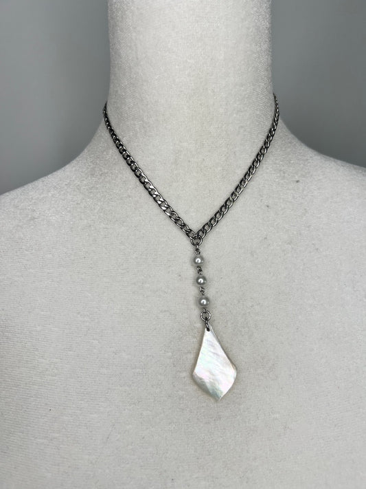 Mother of Pearl Choker